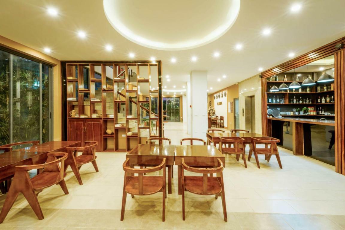 Aloha Hotel Phu Quoc Buitenkant foto